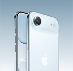 iPhone Air, taevasinine, tagakülg kaldnurga all, ülaosas platoole paigutatud Fusion põhikaamera süsteem, nupp Camera Control, esikülg servast servani, Action- ja helitugevuse nupud